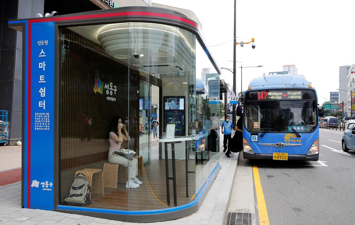 Smart Bus Shelter